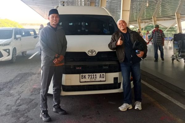 Bersama Ustadz Opick penyanyi religius