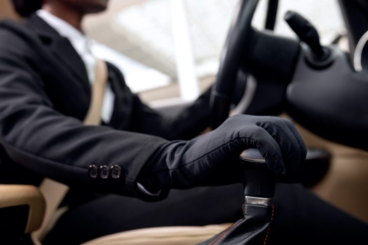 Ingin Sewa Mobil Untuk Tamu VIP? 7 Hal Ini Perlu Diperhatikan! Sewa Mobil Untuk Tamu VIP